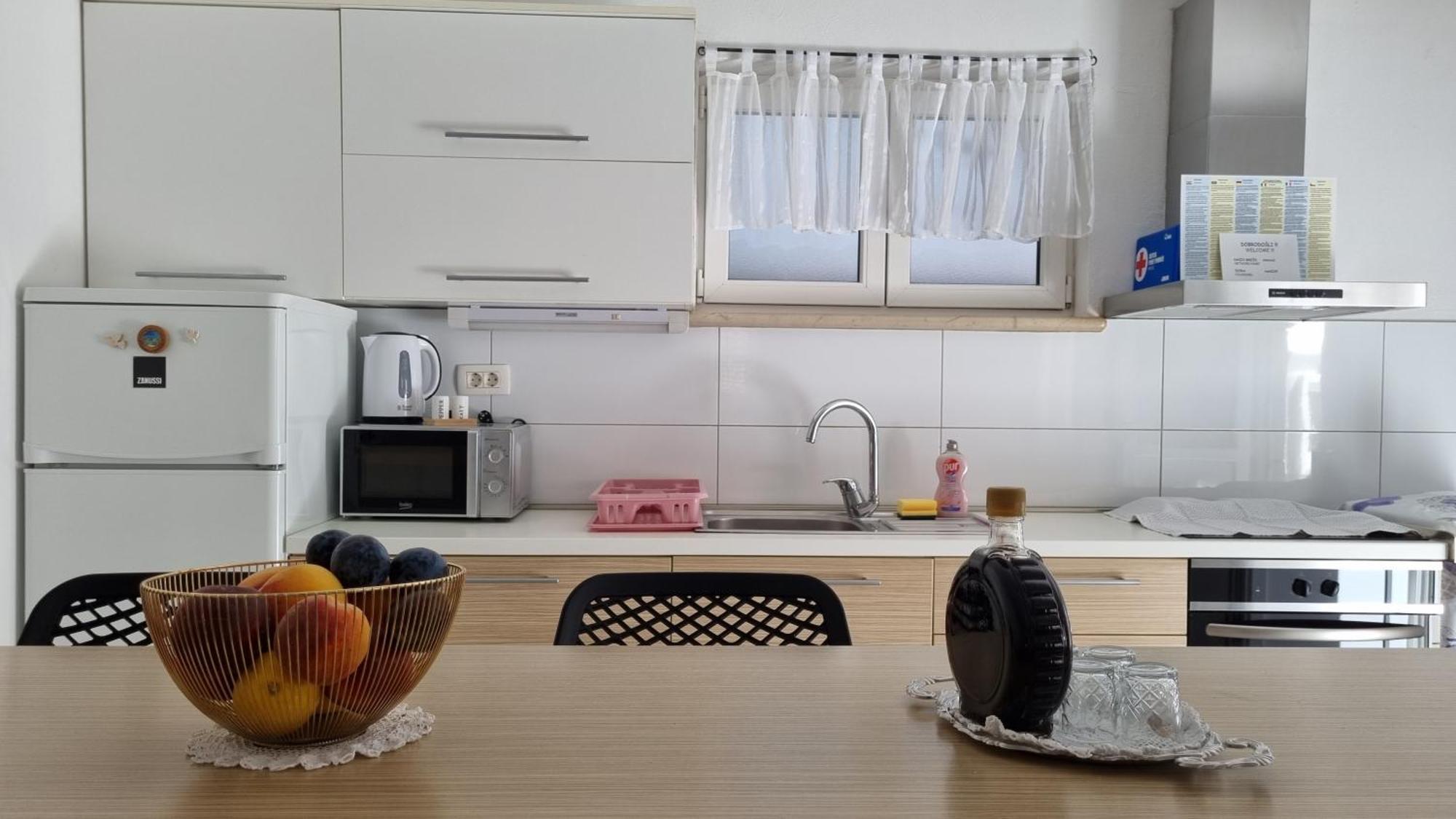 Apartment Pino Pucisca Exterior photo